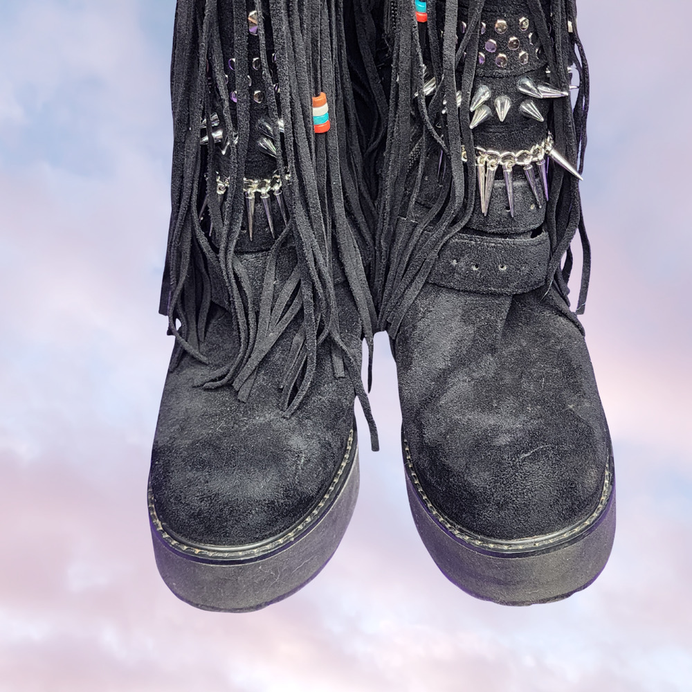 Current Mood Blackhawk Sedona Wedge Boots Black Fringe Rave Boho Black Womens 7M - Picture 4 of 9